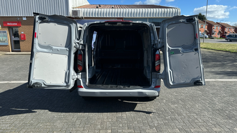 Ford Transit Custom 300 L1 Diesel Fwd 2.0 EcoBlue 136ps H1 Van Limited